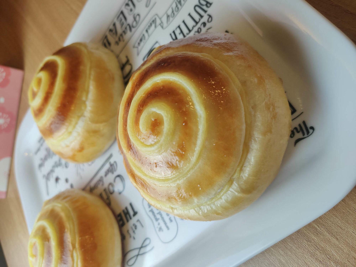 【烘焙食譜】卡士達麵包~經典台式麵包~鮮奶克林姆爆漿內餡自己做