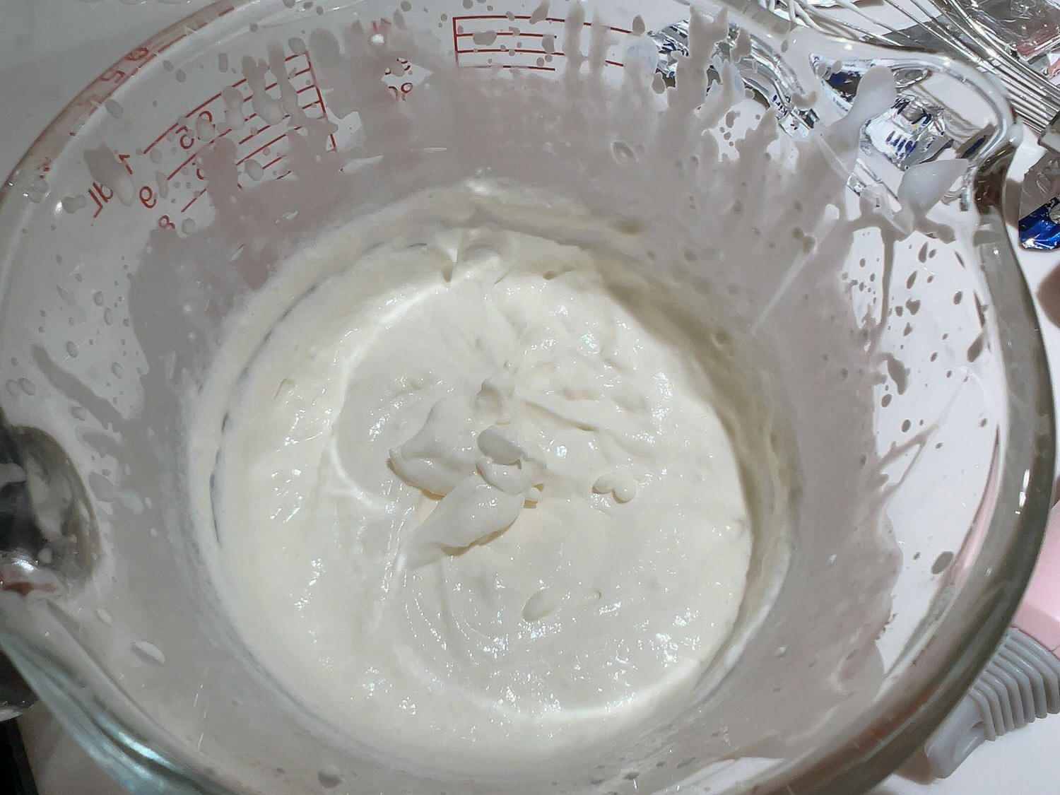 草莓慕斯巴斯克乳酪蛋糕