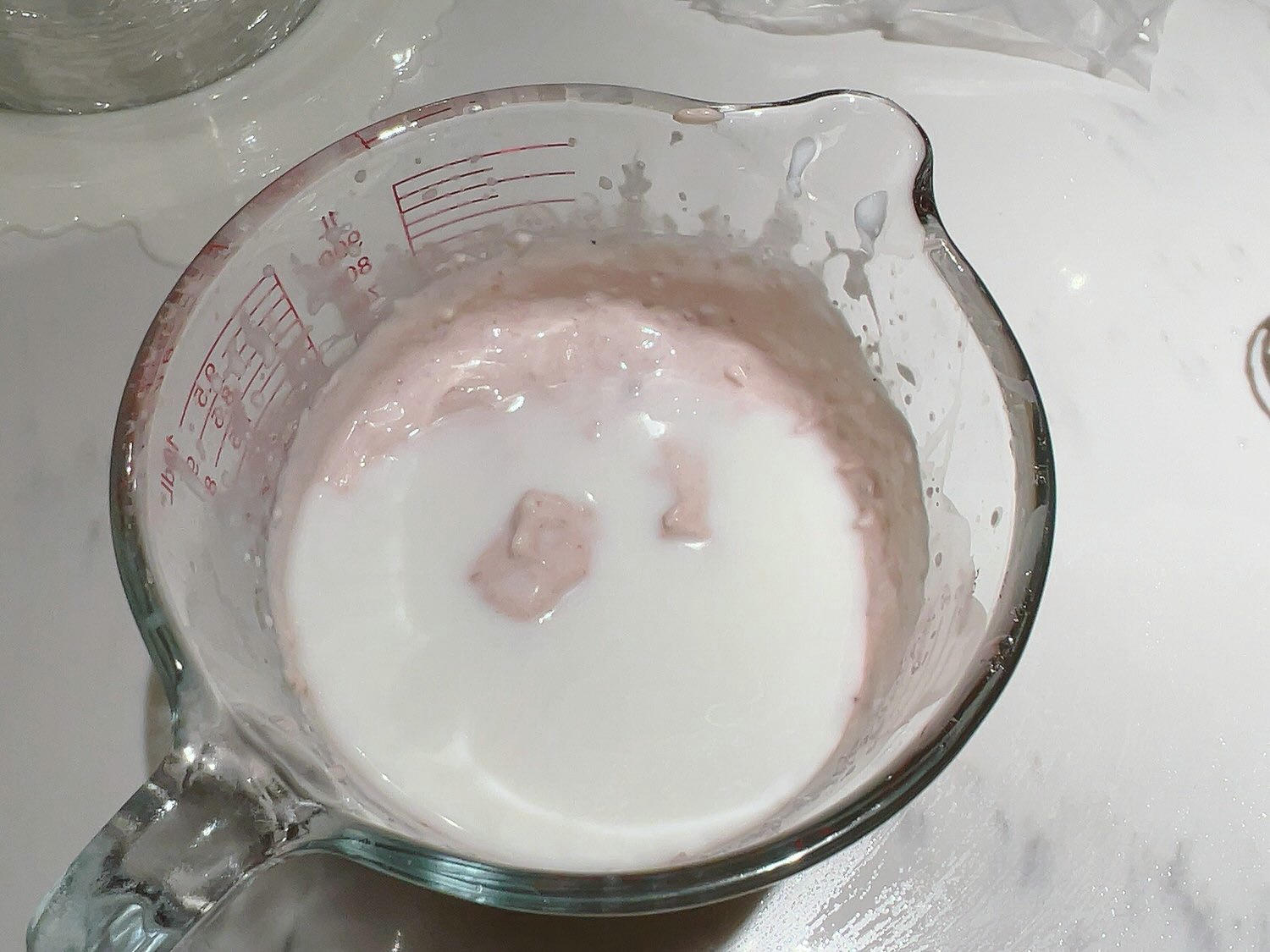 草莓慕斯巴斯克乳酪蛋糕