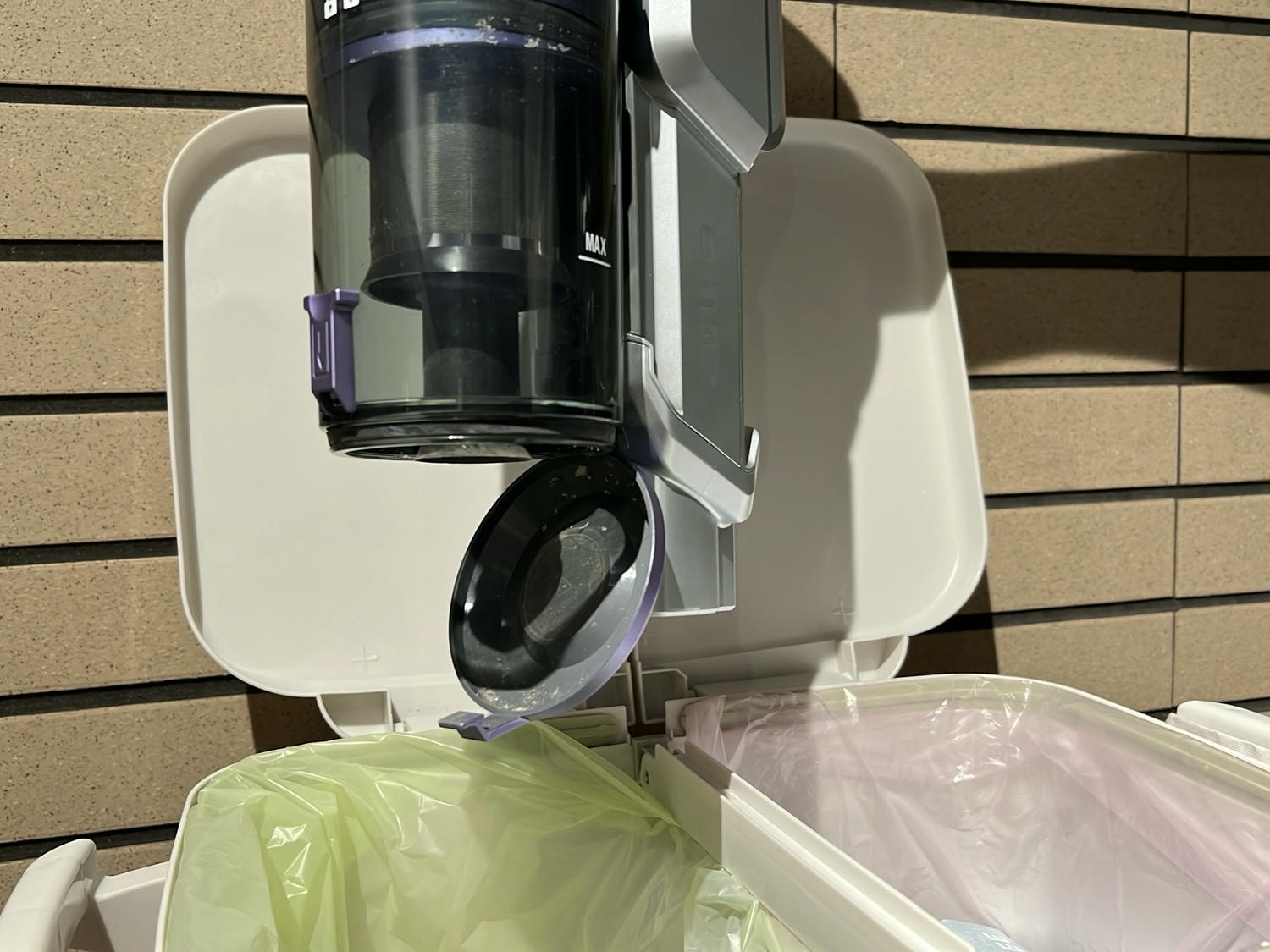 AIWA智能感知真空無線吸塵器