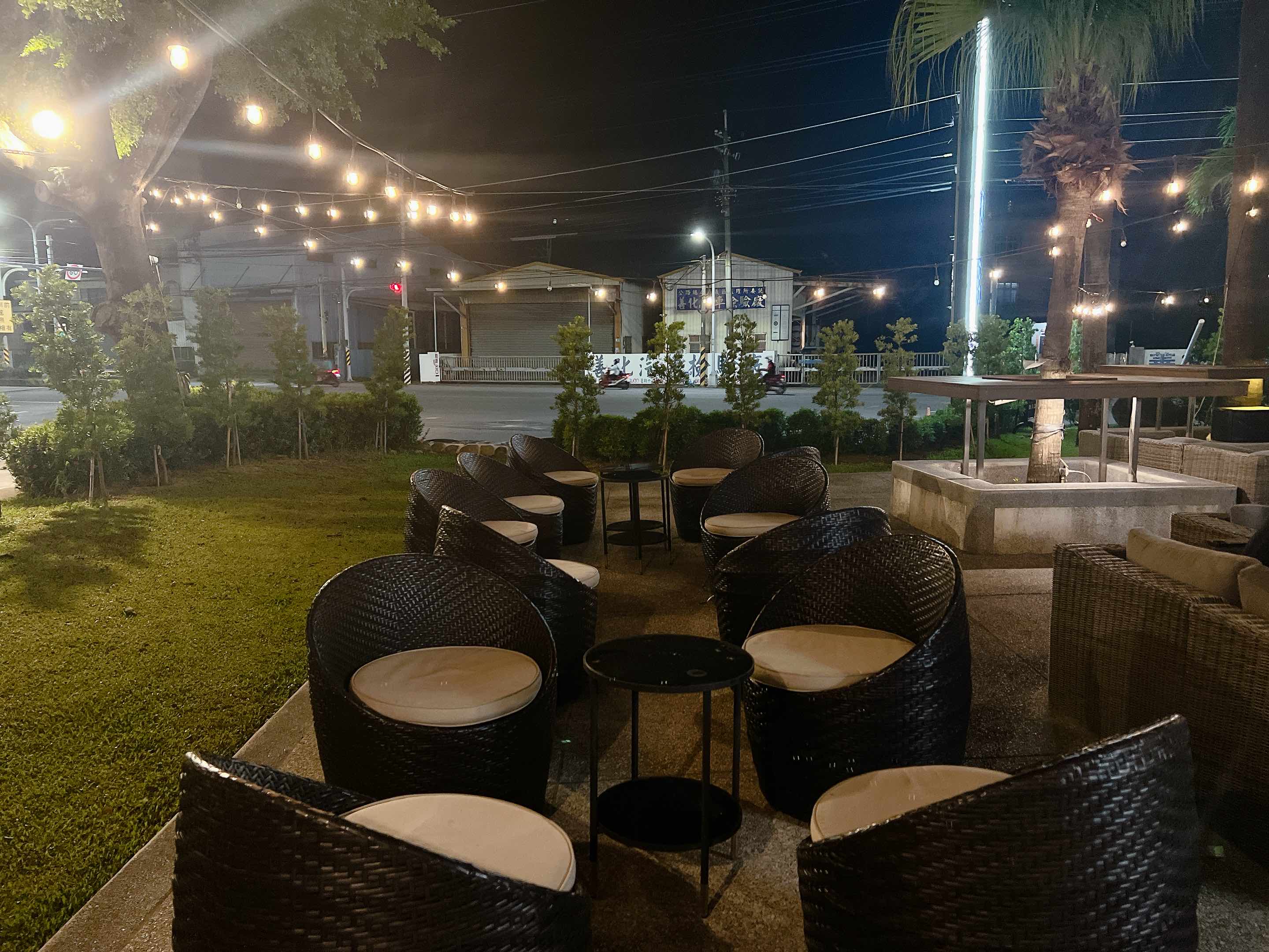 台南南科贊美酒店