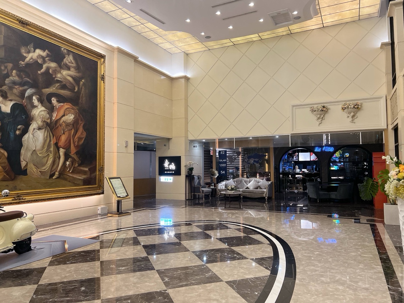 【苗栗】馥藝金鬱金香酒店|親子友善設施超豐富!泳池、SPA、遊戲室一次滿足 - 第5張圖 苗栗鬱金香酒店評價