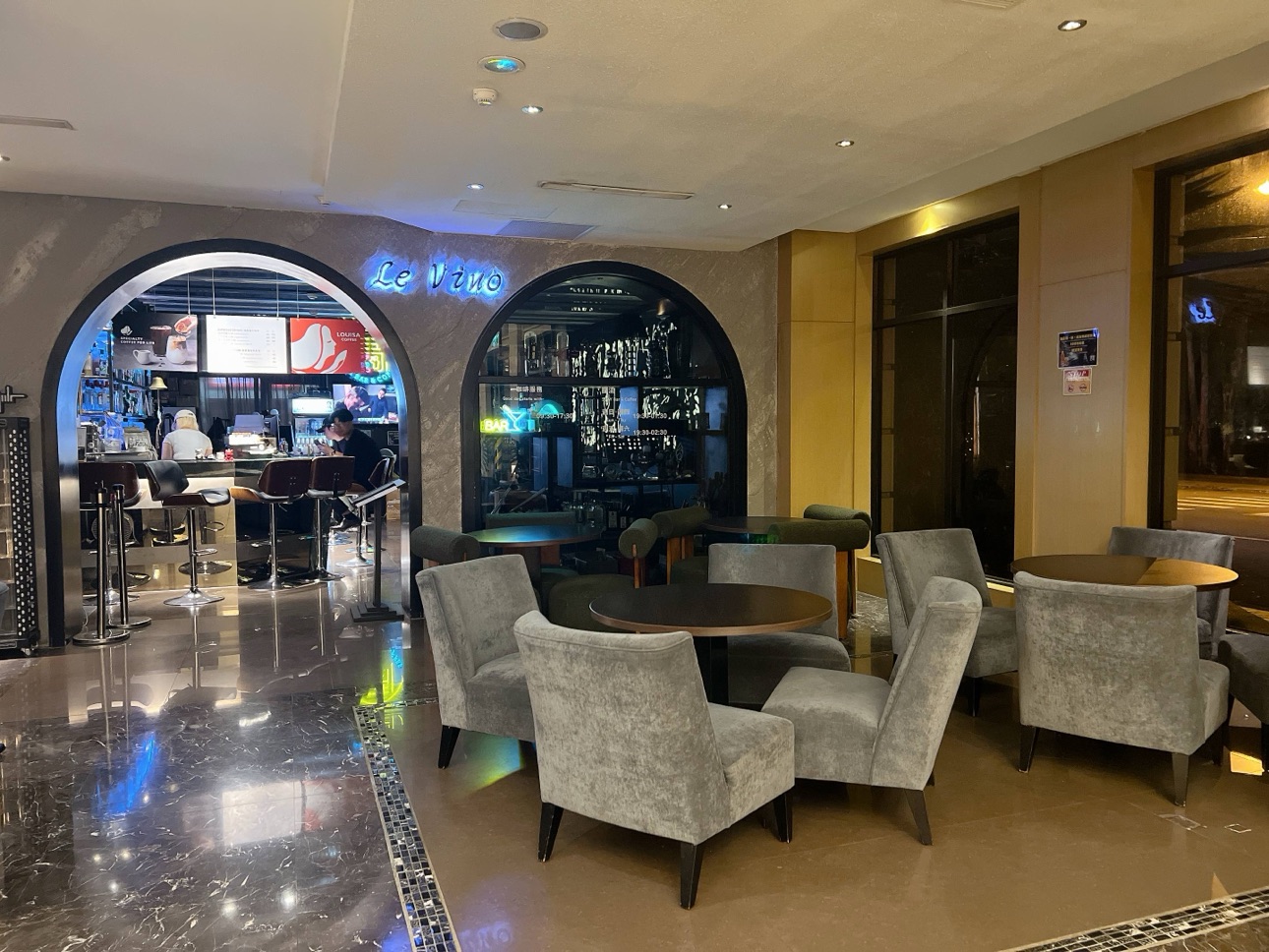 【苗栗】馥藝金鬱金香酒店|親子友善設施超豐富!泳池、SPA、遊戲室一次滿足 - 第6張圖 苗栗鬱金香酒店評價