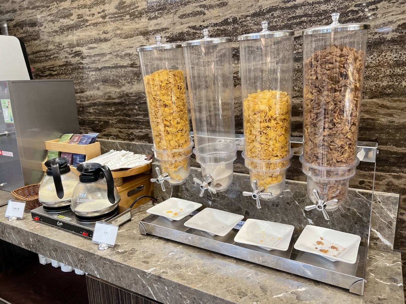 苗栗鬱金香酒店評價