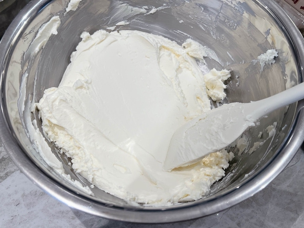 【食譜】最好吃的提拉米蘇做法|免吉利丁、免烤箱|簡單好做1次成功~這才是Tiramisu最對的味道~ - 第1張圖 提拉米蘇作法食譜