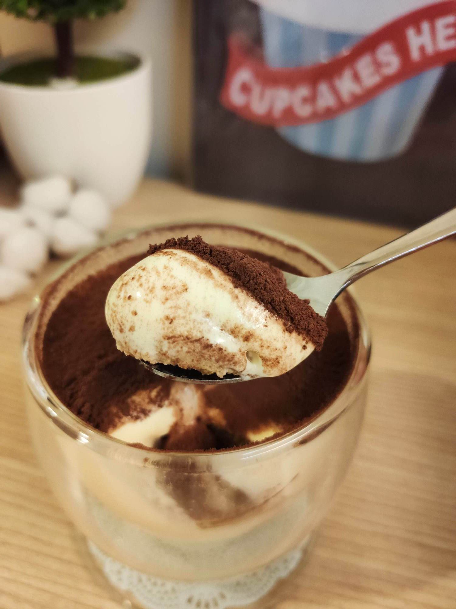 【食譜】最好吃的提拉米蘇做法|免吉利丁、免烤箱|簡單好做1次成功~這才是Tiramisu最對的味道~ - 第14張圖 提拉米蘇作法食譜